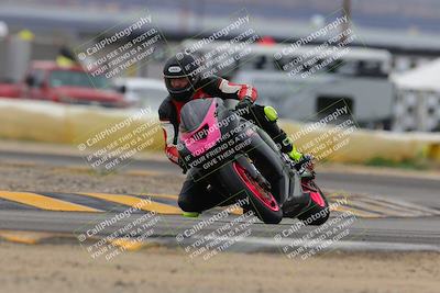 media/Jan-15-2023-SoCal Trackdays (Sun) [[c1237a034a]]/Turn 2 Set 2 (1155am)/